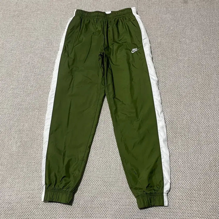 [BUNJANG] Nike Woven Training Pants (M) / M 나이키 우븐 트레이닝복 바지 하의 B.7684