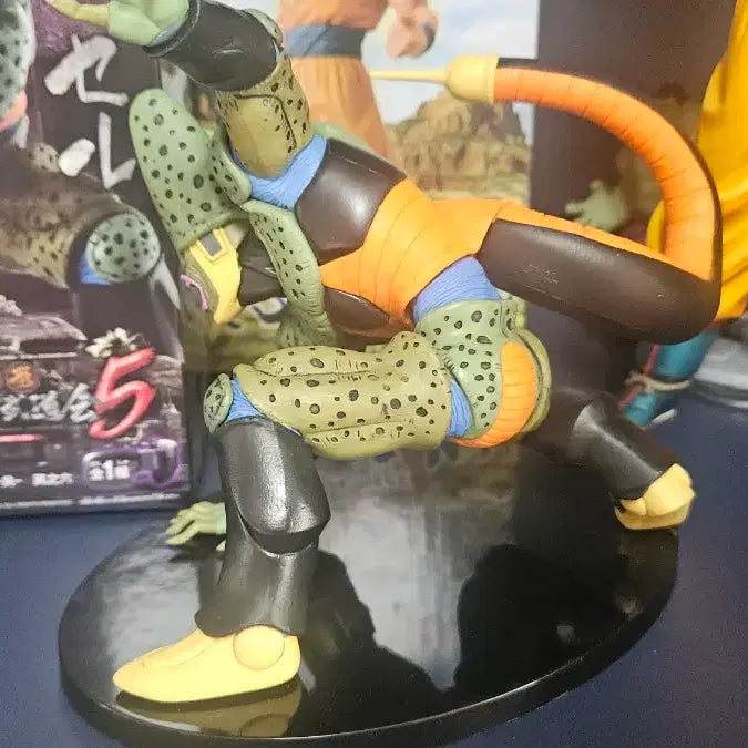 [SOLD OUT] 드래곤볼 셀 피규어  조형천하