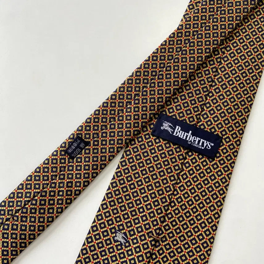 [SOLD OUT] 버버리 (Burberry) 심플로고 정품 명품넥타이