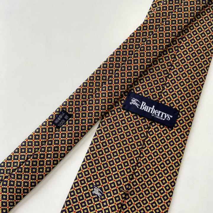 [SOLD OUT] 버버리 (Burberry) 심플로고 정품 명품넥타이