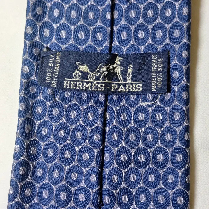 [BUNJANG] Hermès Blue Oval Dot Silk Necktie / 에르메스 블루 오벌도트 패턴 실크 넥타이