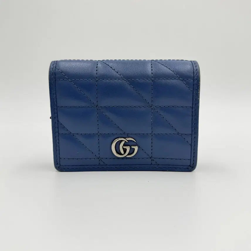 [BUNJANG] Gucci GG Marmont Light Blue Quilted Leather Matelassé Bifold Wallet / 구찌 GG 마몽 라이트블루 퀄팅 레더 마틀라세 반지갑 466492