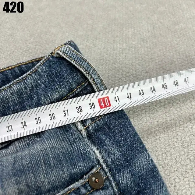 [SOLD OUT] 폴로 데미지 워싱 청바지
