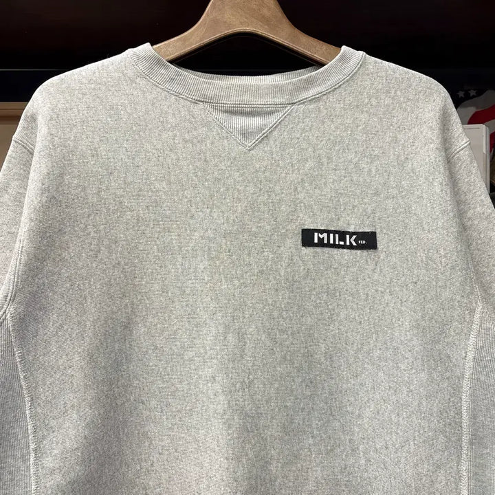 [BUNJANG] Champion x Milkfed Reverse Weave Logo Patch Sweatshirt / 챔피온X밀크페드 리버스위브 로고패치 헤비코튼 스웻셔츠 N1236