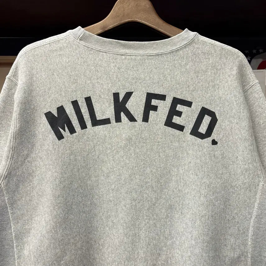 [BUNJANG] Champion x Milkfed Reverse Weave Logo Patch Sweatshirt / 챔피온X밀크페드 리버스위브 로고패치 헤비코튼 스웻셔츠 N1236