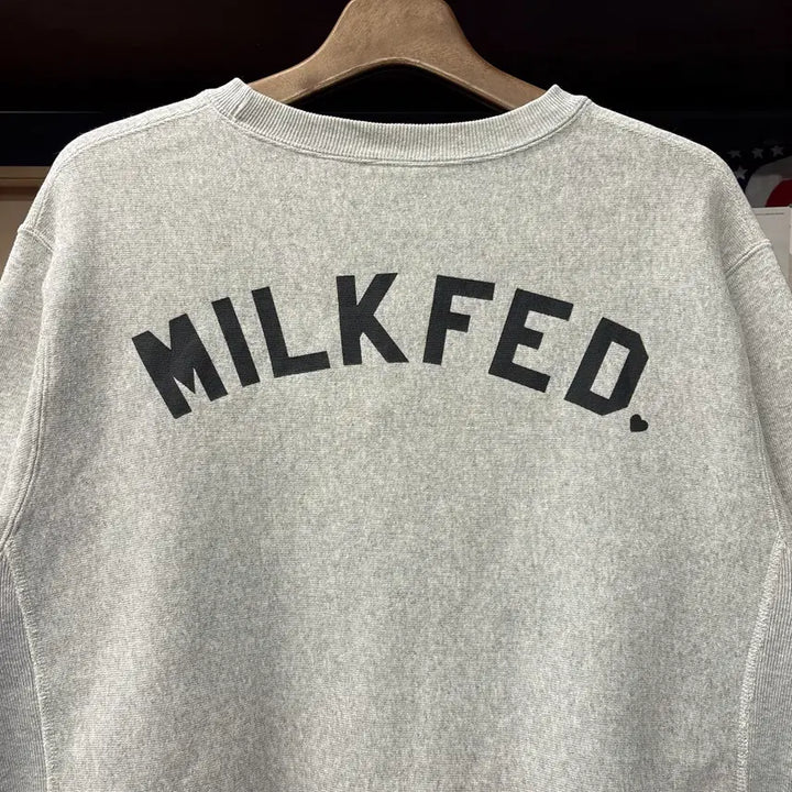 [BUNJANG] Champion x Milkfed Reverse Weave Logo Patch Sweatshirt / 챔피온X밀크페드 리버스위브 로고패치 헤비코튼 스웻셔츠 N1236