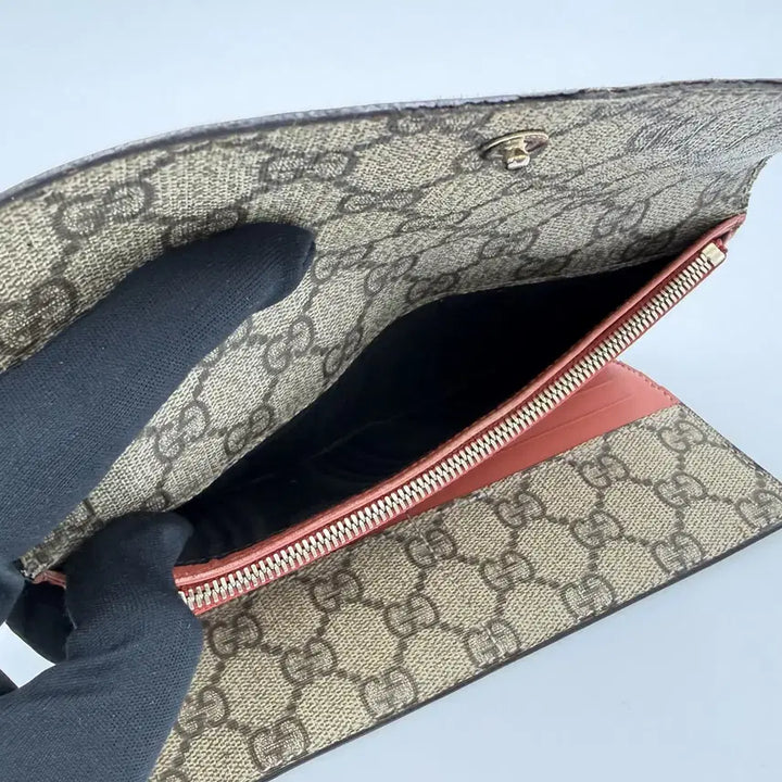 [BUNJANG] Gucci GG Logo PVC Long Wallet / 구찌 GG로고 PVC 장지갑 브라운 256926