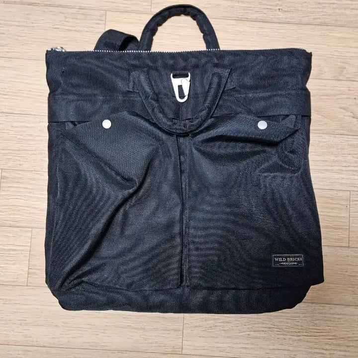 [BUNJANG] Wildbricks Black Tote Bag / 와일드브릭스 블랙 토트백