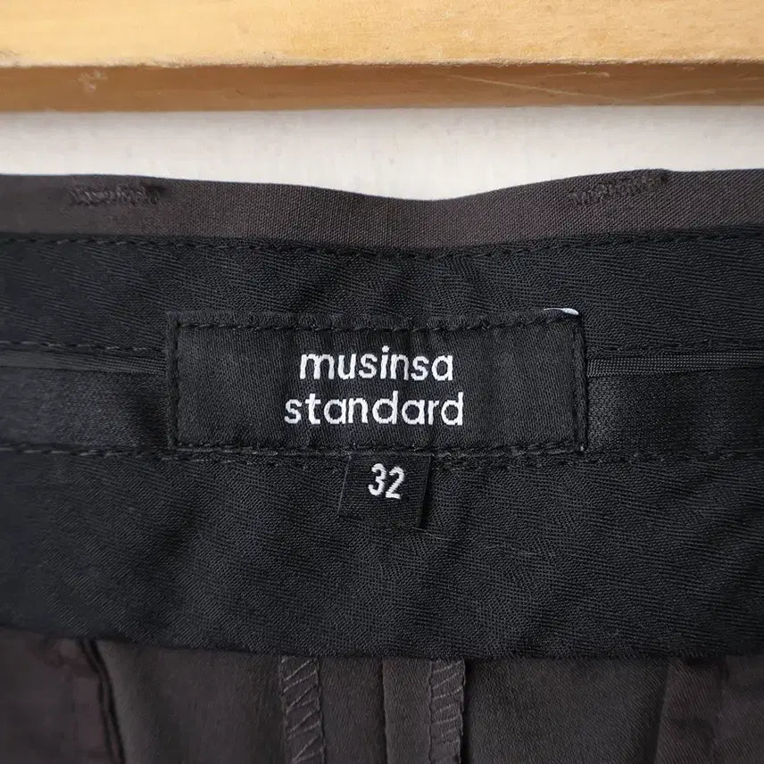 [BUNJANG] Musinsa Standard Tapered Hidden Banding Crop Slacks / 32/새상품 무신사 쿨탠다드 테이퍼드 히든밴딩 크롭 슬랙스