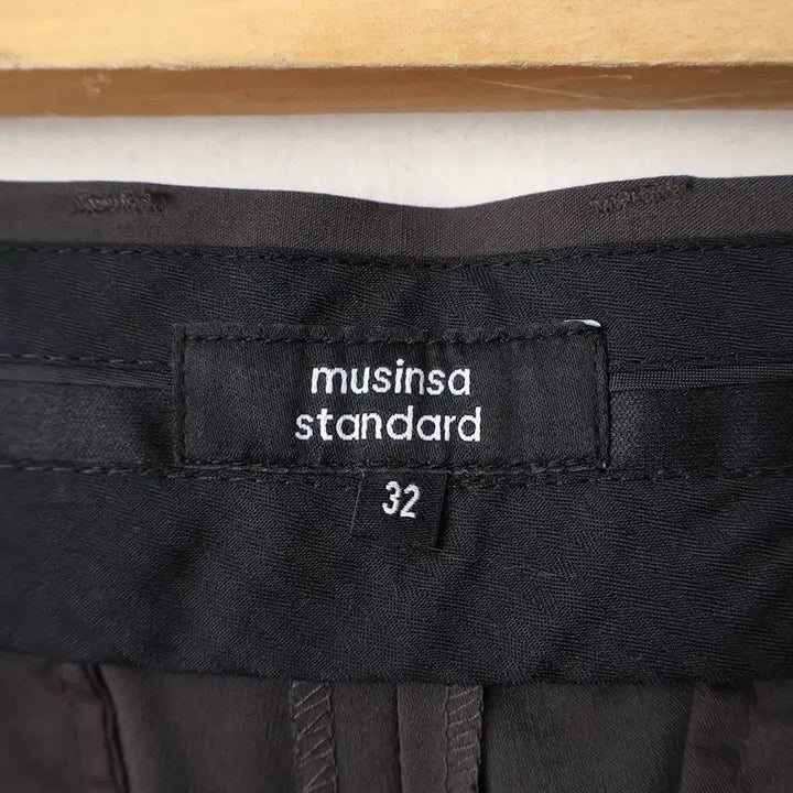 [BUNJANG] Musinsa Standard Tapered Hidden Banding Crop Slacks / 32/새상품 무신사 쿨탠다드 테이퍼드 히든밴딩 크롭 슬랙스