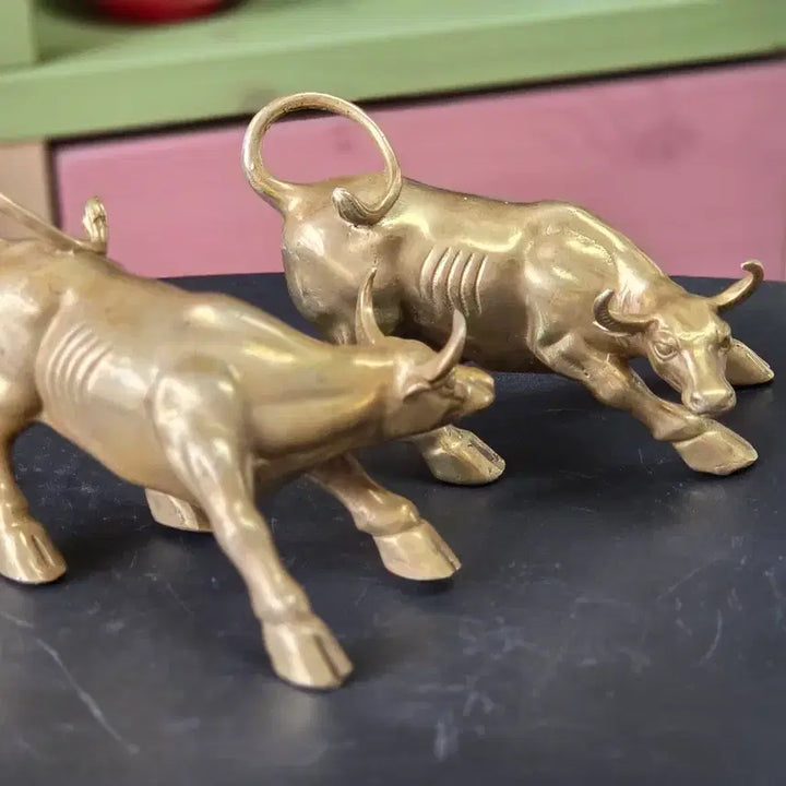 [BUNJANG] Bronze Bull Sculpture Pair / 황소 동조각상 한쌍