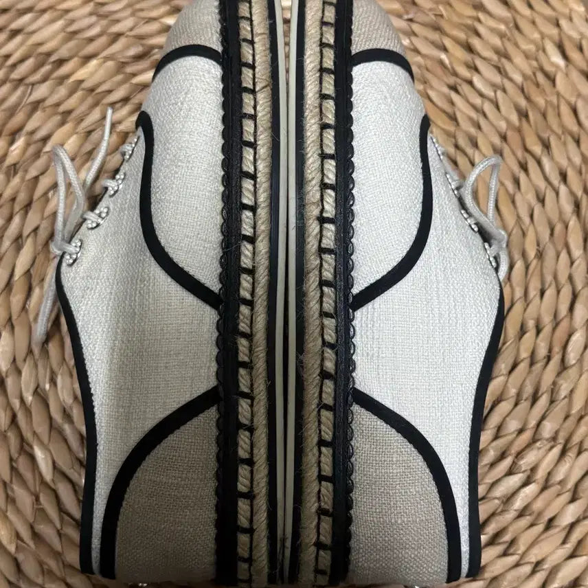 [BUNJANG] Chanel Pearl Espadrille Sneakers / 샤넬 진주 에스파듀 스니커즈