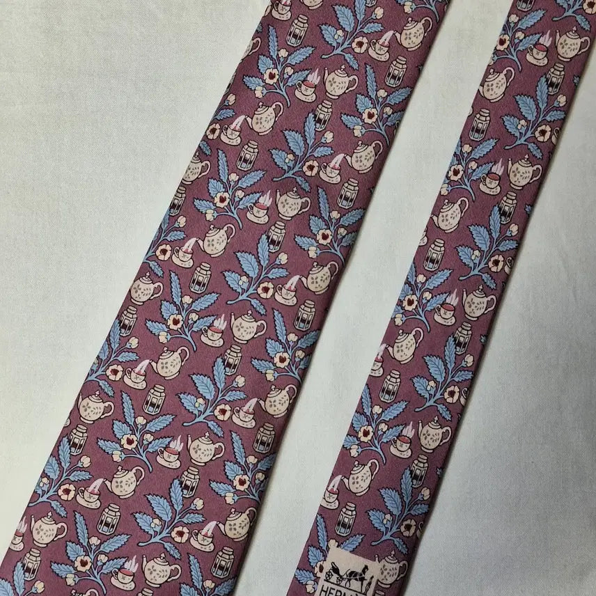 [BUNJANG] Hermès Pink Teapot Flower Silk Tie / 에르메스 핑크 티포트 플라워 실크 넥타이