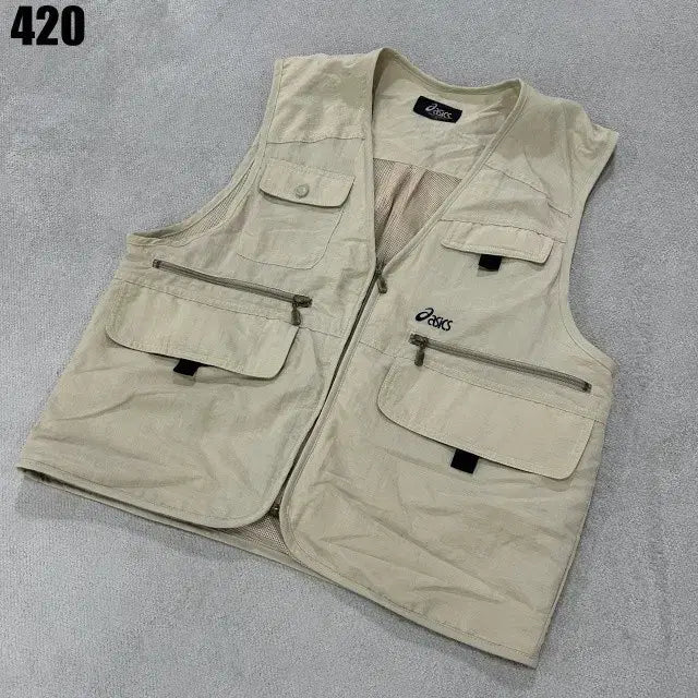 [BUNJANG] Asics Beige Multi-Pocket Vest / 아식스 베이지색 멀티 포켓 조끼