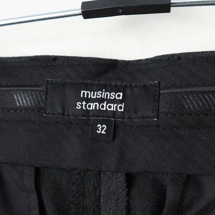 [BUNJANG] Musinsa Tapered Turn-Up Hidden Banding Crop Slacks / 32/새상품 무신사 테이퍼드 턴업 히든 밴딩 크롭 슬랙스