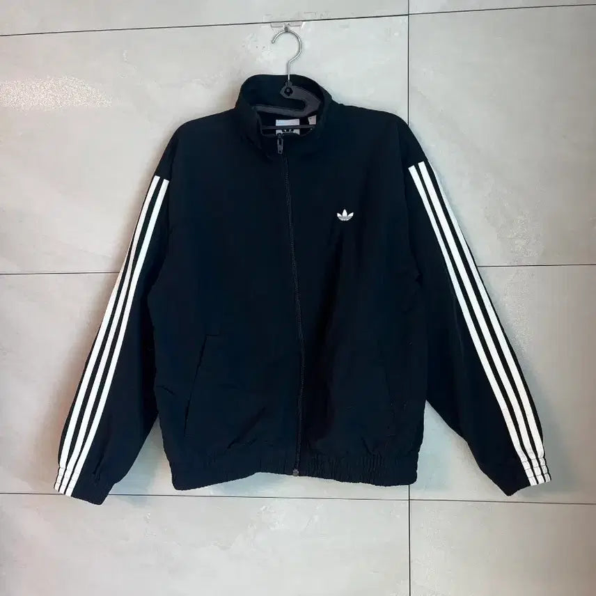 [SOLD OUT] 아디다스 파이어버드 우븐 바람막이 블랙 [L]