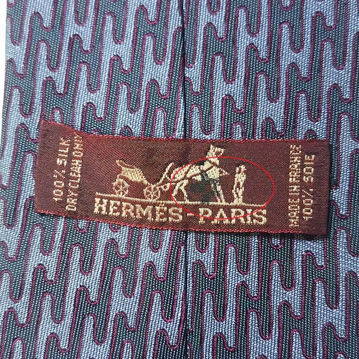 [BUNJANG] Hermes Lavender Burgundy Wave Silk Tie / 에르메스 라벤더 버건디 웨이브 넥타이