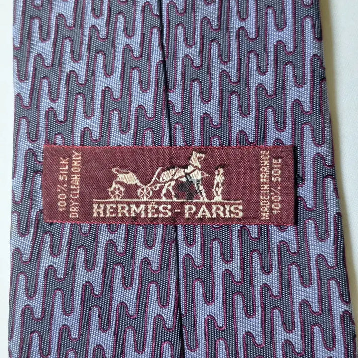 [BUNJANG] Hermes Lavender Burgundy Wave Silk Tie / 에르메스 라벤더 버건디 웨이브 넥타이