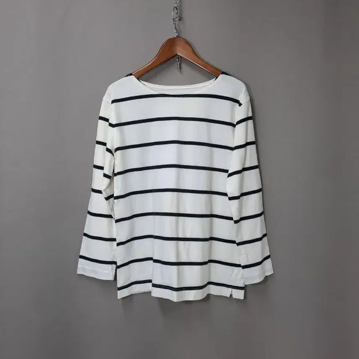 [BUNJANG] Striped Long Sleeve T-shirt / 스트라이프 긴팔 티셔츠