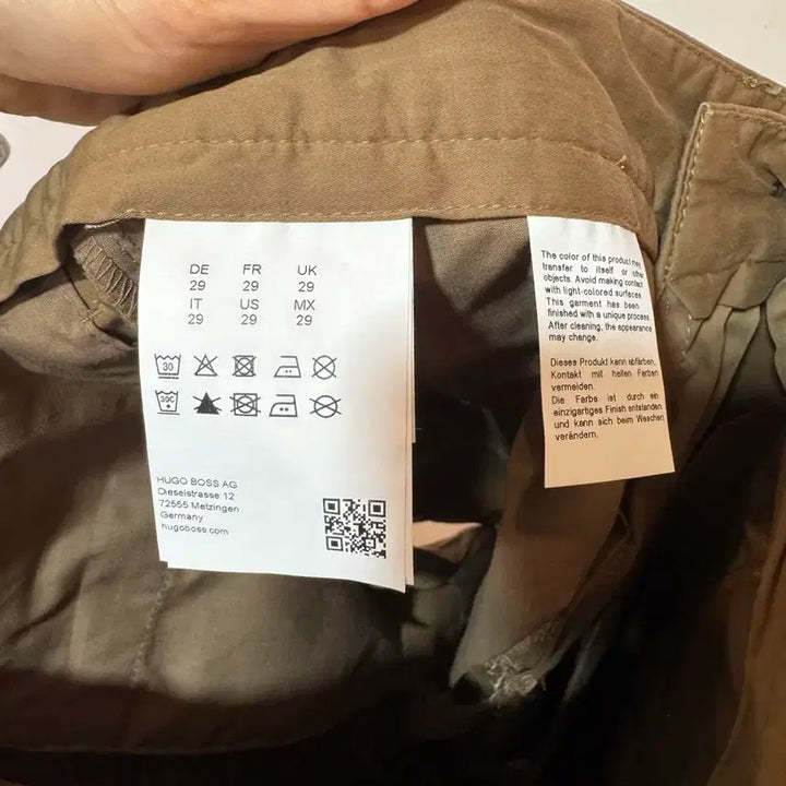 [BUNJANG] Hugo Boss Tapered Fit Khaki Shorts 29 / 휴고보스 테이퍼드핏 카키 반바지 29
