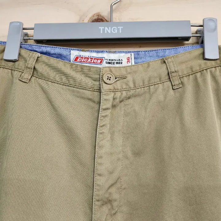 [BUNJANG] Dickies Brown Shorts / 1228) 디키즈 반바지