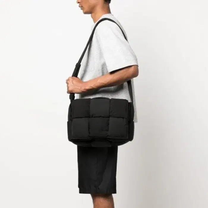 [BUNJANG] Jucaspace Padded Cassette Bag / 주카스페이스 패디드 카세트 백