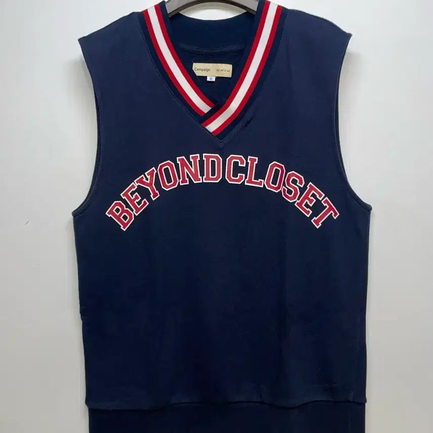 [BUNJANG] Beyond Closet Navy Vest / 비욘드클로젯 네이비 베스트