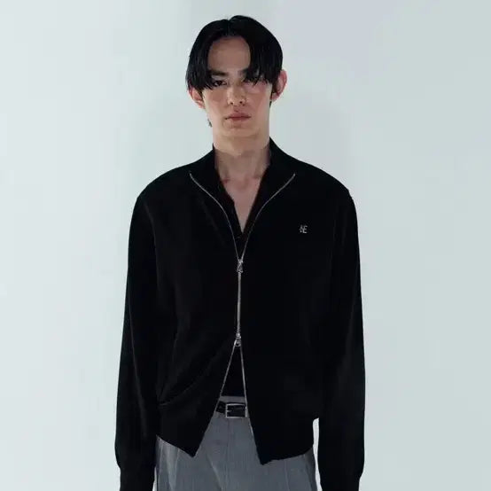 [SOLD OUT] 노이스 집업 가디건 새상품