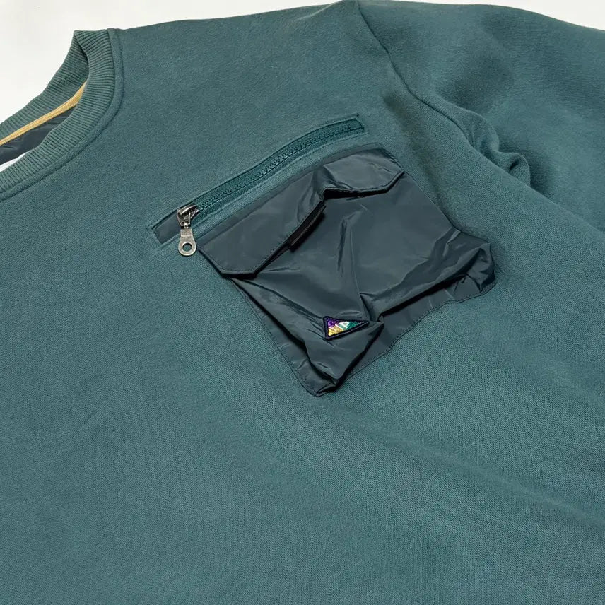 [BUNJANG] Hush Puppies Utility Pocket Sweatshirt / 허쉬파피 유틸리티 포켓 맨투맨