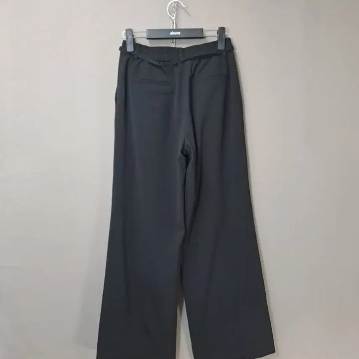 [SOLD OUT] 로엠 블랙 와이드 벨트 슬랙스