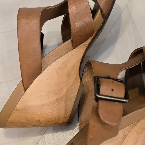 [BUNJANG] Clarks Wedge Heel Sandals Women&