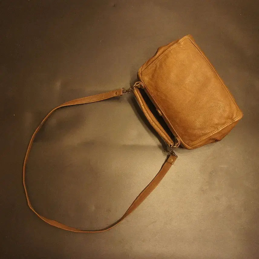 [BUNJANG] Vintage Leather Crossbody Bag / 430 크로스백 크로스가방 레더백 빈티지 가죽가방 레더가방 토트백