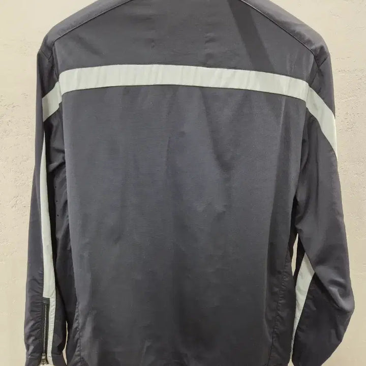 [BUNJANG] Victorinox Windbreaker Jacket M Navy / 빅토리녹스 바람막이 자켓 M 네이비