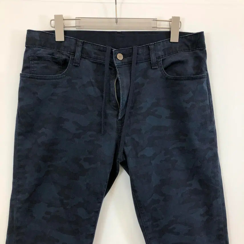 [BUNJANG] Uniqlo Camo Banding Pants 33 inch / 유니클로 카모 밴딩팬츠 33 인치