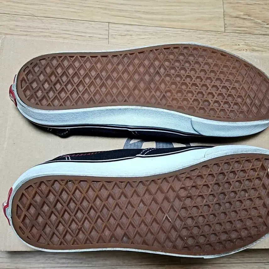 [BUNJANG] Vans Black Canvas Checkered Sneakers / 반스 블랙 캔버스 스니커즈 체커보드