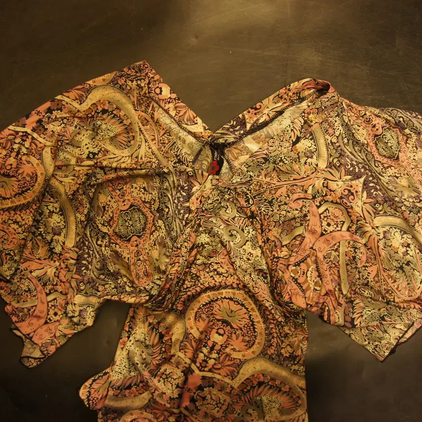 [BUNJANG] Vintage Floral Blouse / 2317 기모복고블라우스 여성티셔츠 여자티셔츠 플라워블라우스