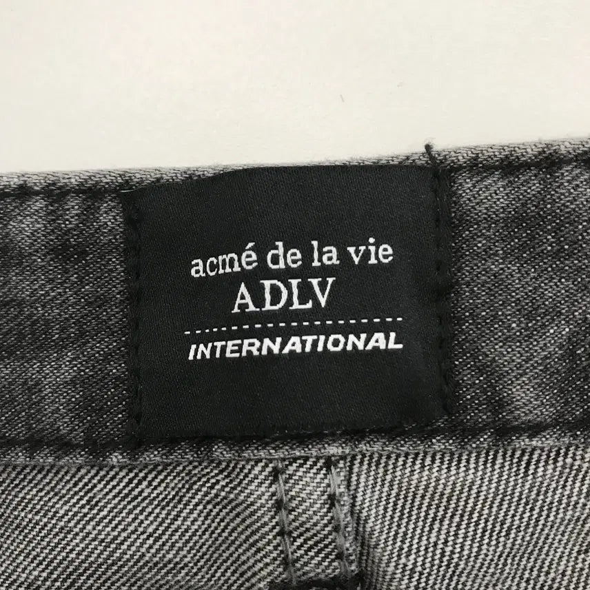 [BUNJANG] ADLV Double Knee Black Denim Jeans / 아크메드라비 ADLV 더블니 흑청 [32]