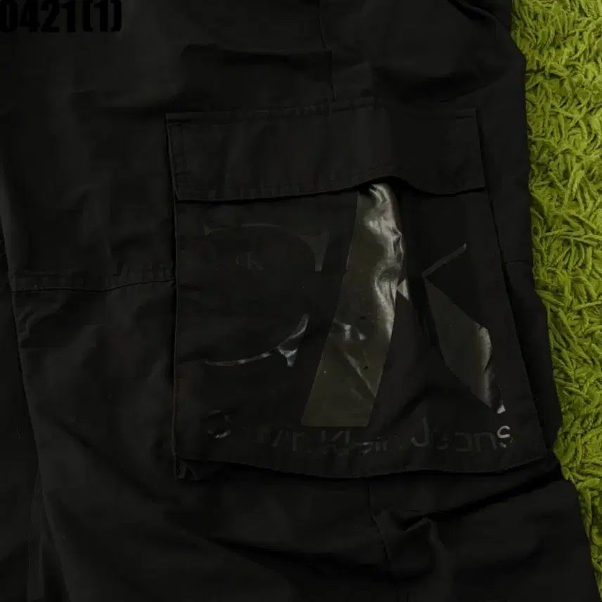 [BUNJANG] Calvin Klein Black Cargo Jogger Pants L / 캘빈클라인 블랙 카고 조거 팬츠 L