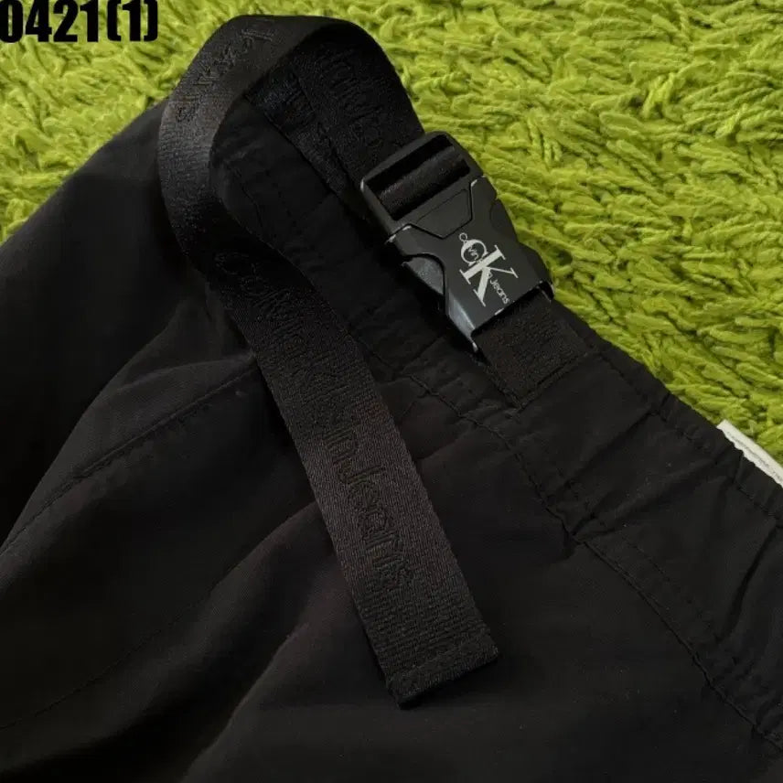 [BUNJANG] Calvin Klein Black Cargo Jogger Pants L / 캘빈클라인 블랙 카고 조거 팬츠 L