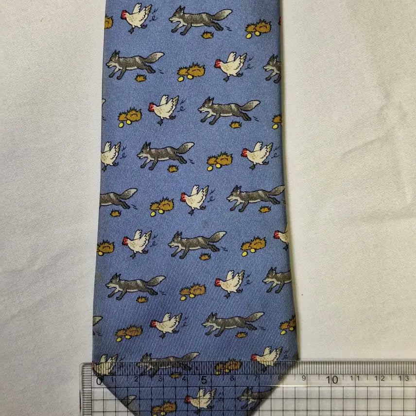 [BUNJANG] Hermes Sky Blue Fox and Chicken Pattern Silk Tie / 에르메스 스카이블루 여우 닭패턴 실크 넥타이