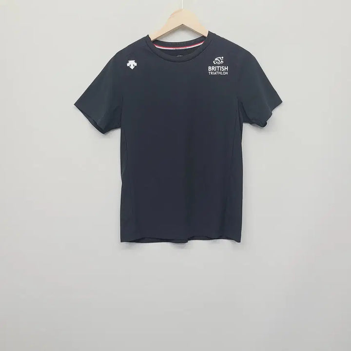 [SOLD OUT] 데상트 영국 트라이애슬론 기능성 반팔 티셔츠 (95/M)