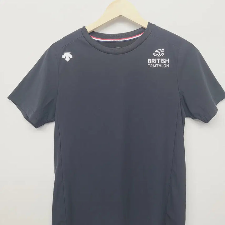 [SOLD OUT] 데상트 영국 트라이애슬론 기능성 반팔 티셔츠 (95/M)