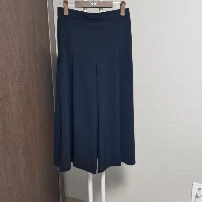 [BUNJANG] KUGO Black Polyester Spandex Long Skirt Pants / 구호KUGO (64-92) 블랙폴리스판 롱치마바지