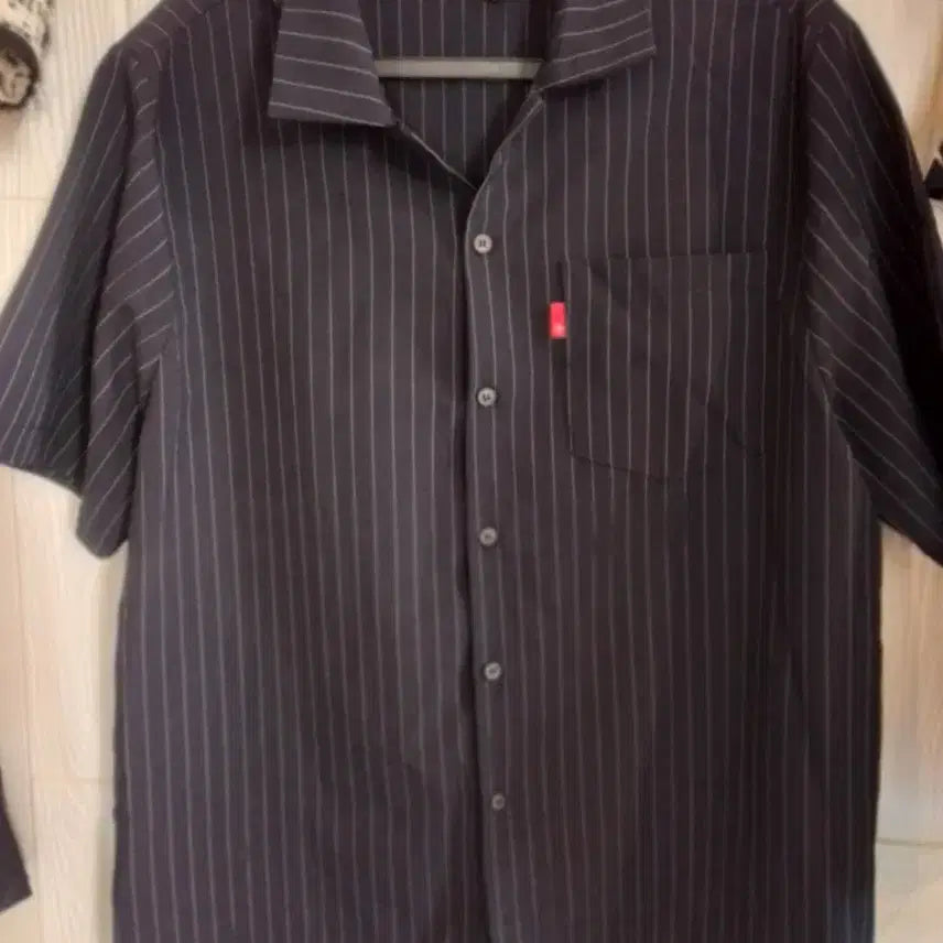 [BUNJANG] Black Striped Short Sleeve Shirt / 검정 스트라이프 반팔 남방 셔츠