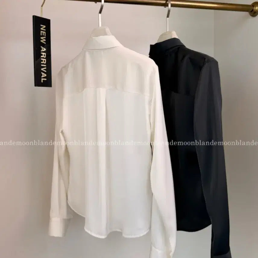 [SOLD OUT] 블랑드문 헤르시 포켓블라우스(새상품)