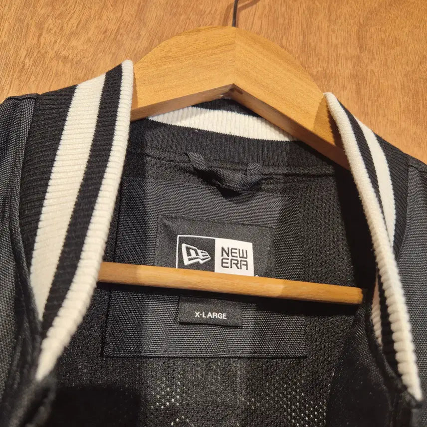 [BUNJANG] New Era Worldwide Stadium Jacket XL / 뉴에라 월드와이즈 스타디움 자켓 XL (번593