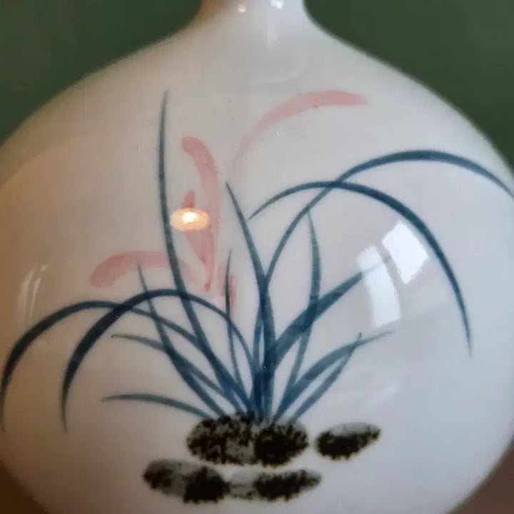 [BUNJANG] Gyungam Orchid Celadon Porcelain / 경암 난초 도자기