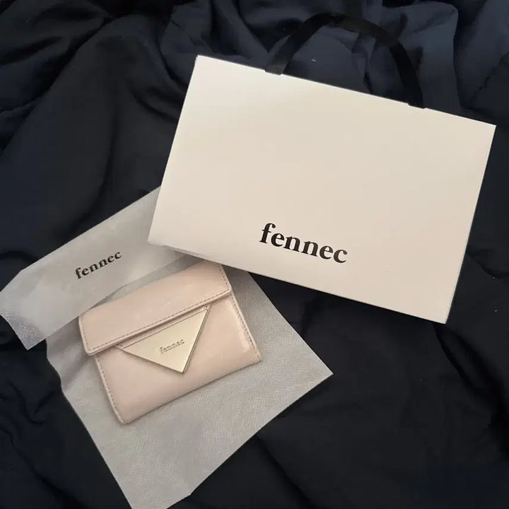 [SOLD OUT] 페넥 fennee 크링클 지갑 카드지갑 반지갑 블라썸 색상 팝니다
