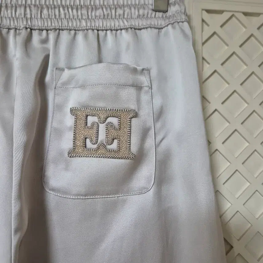 [BUNJANG] Escada Satin Wide Pants / 에스까다 새틴 와이드 팬츠(미착용)