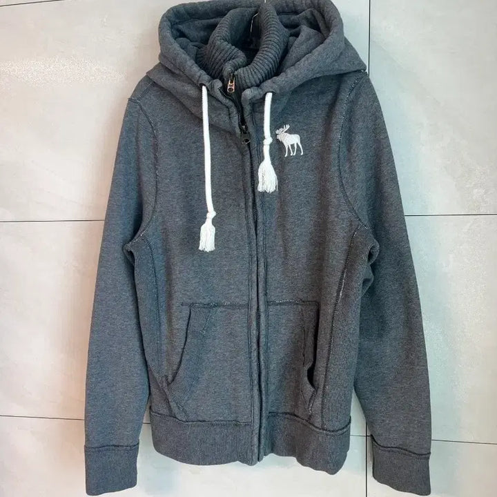 [BUNJANG] Abercrombie White Reindeer Hooded Zip-up Gray [M] / 아베크롬비 화이트 순록 대장 후드집업 그레이 [M]